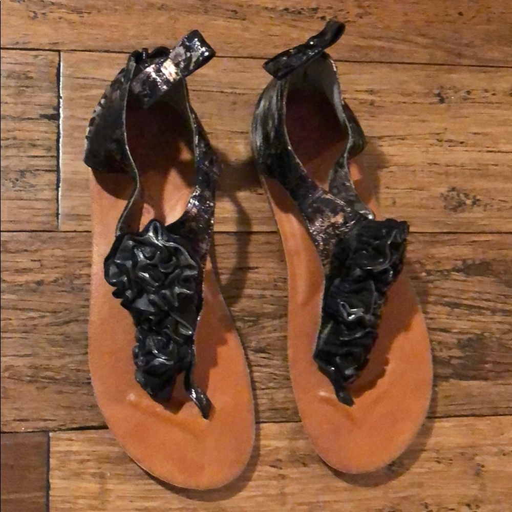 Poetic License FlowerPuff Sandal Size US 8, EUR 39